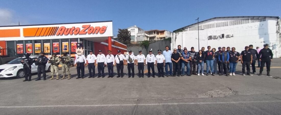 Impulsan concientización sobre uso de casco y cinturón en Tuxpan